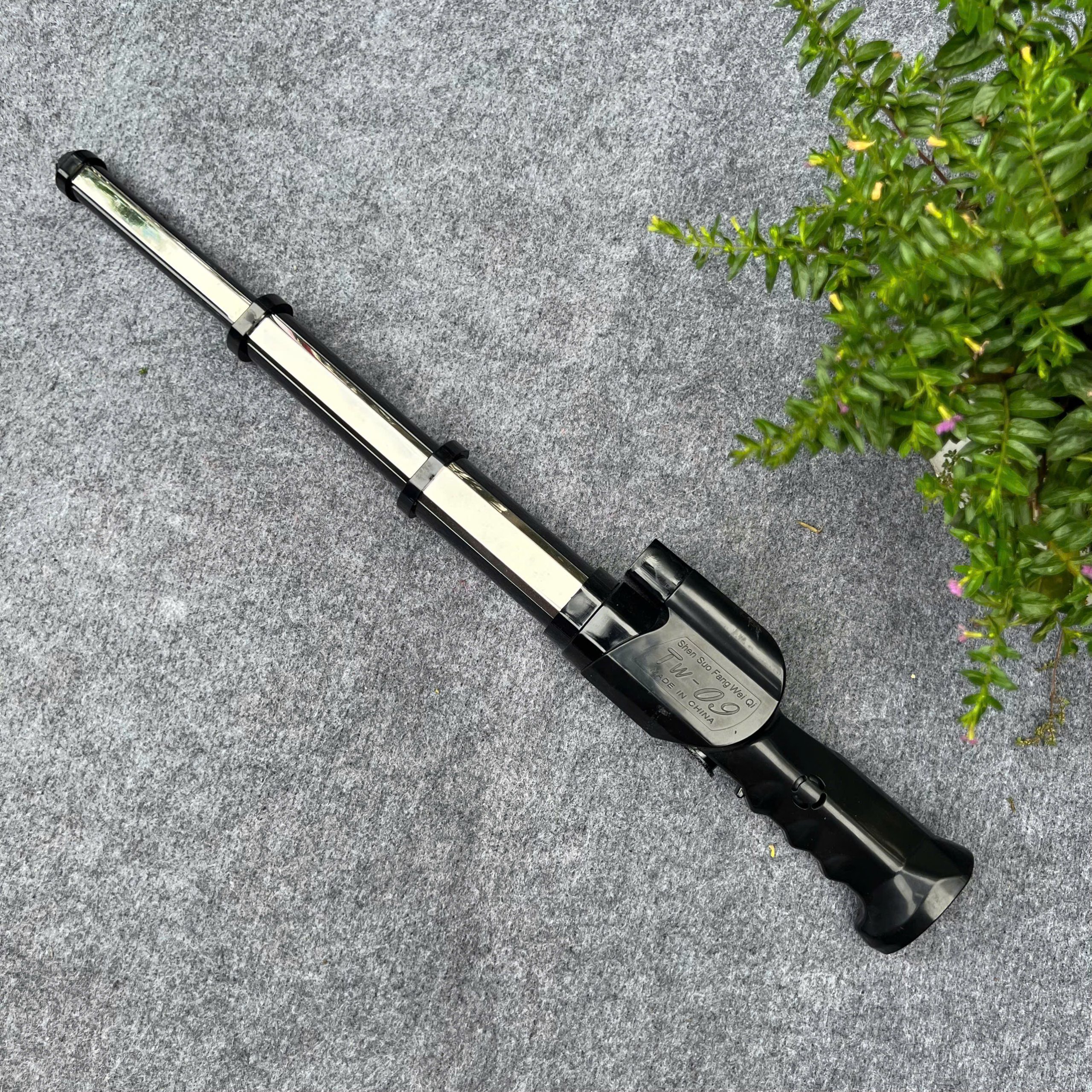 Roi điện 3 khúc Tw09