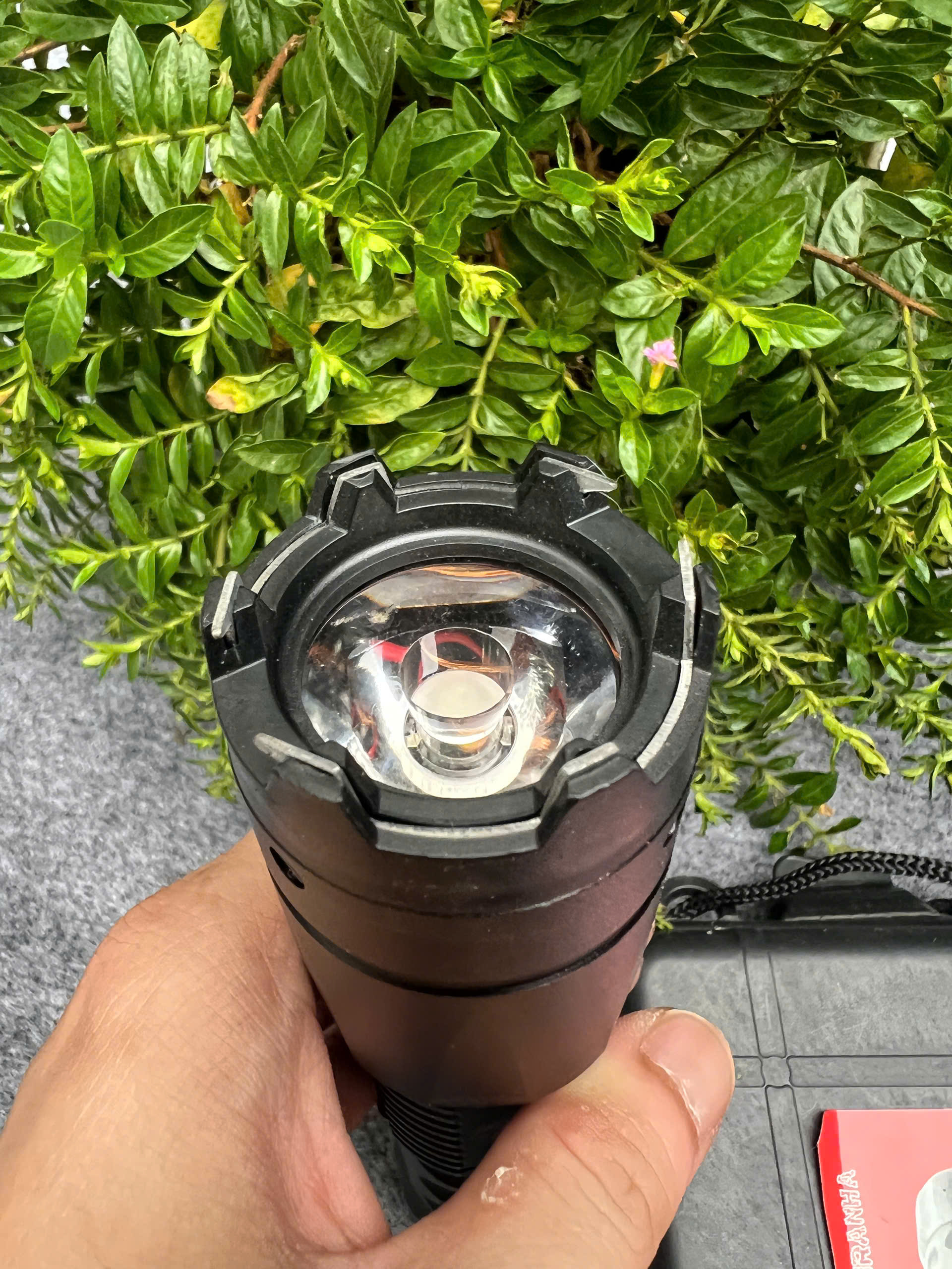 Đèn pin chích điện X3 - Ảnh 4