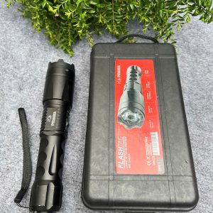 Đèn pin chích điện X3